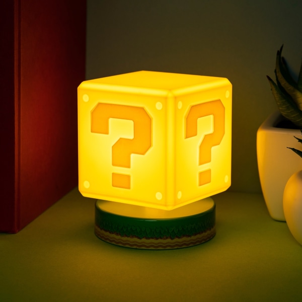 Super Mario Question Block Lampa - Icon Light