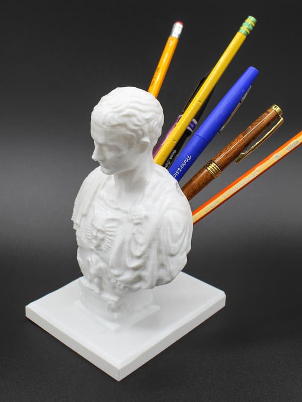 Caesar the Great Figure Design Bordspenna InsertPenHolder Storage pen container 16.5*11.5*9cm