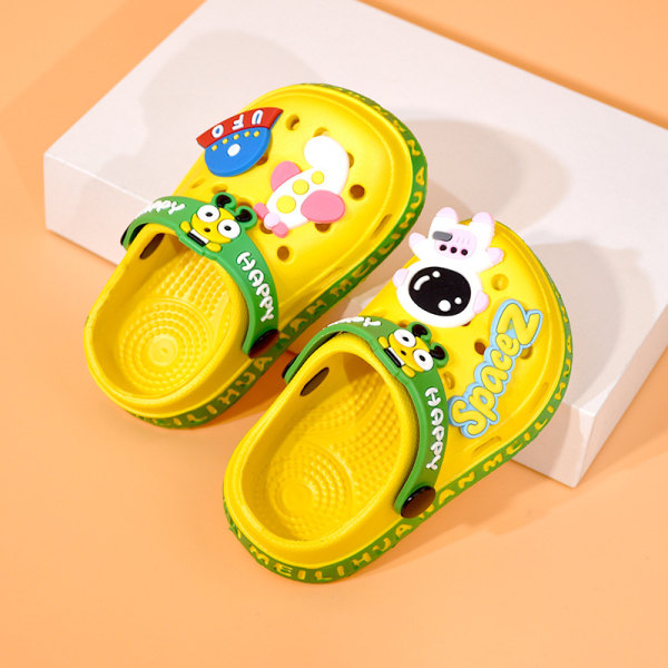 ChildrenEVA toffel pojke heminredning söt tjej hål sko mjuk sula Length inside14.5cm 23#yellow