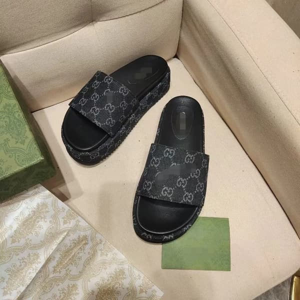 G G sockerkaka tjock sula tofflor broderade tofflor black 45#