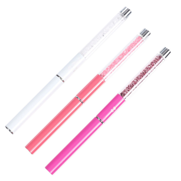 3 ainutlaatuista UV-kynsiharjaa Multicolor