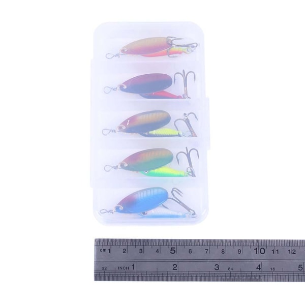 5 spinnere i praktisk boks, fine fiskesluk Multicolor