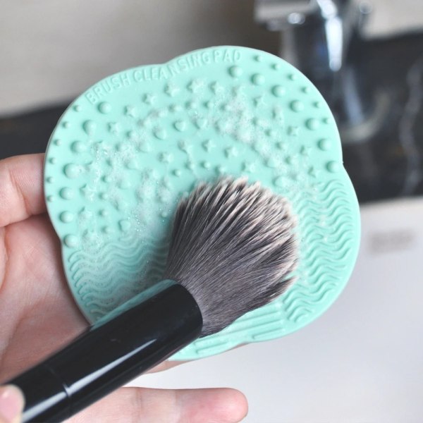 1-pakning Brushegg | Brushcleaner - rene sminkebørster MultiColor 1st