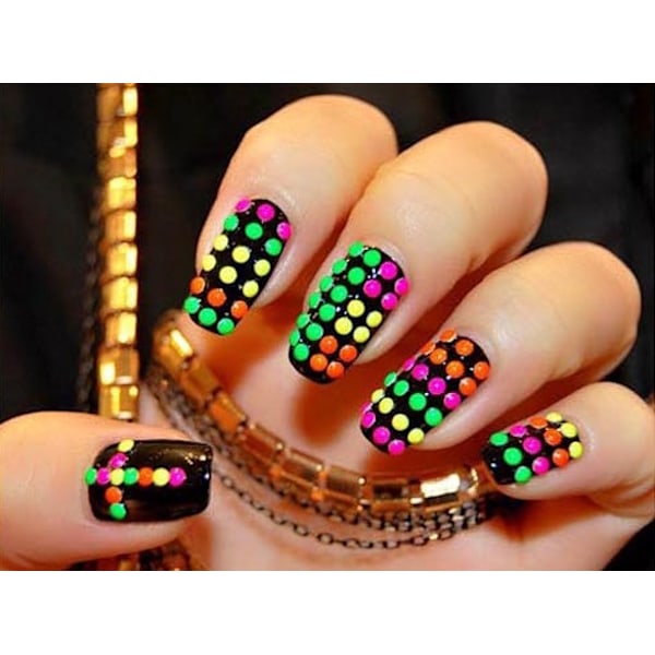 Metalliset koristeet/niitit neon 3mm strassipyörät Multicolor