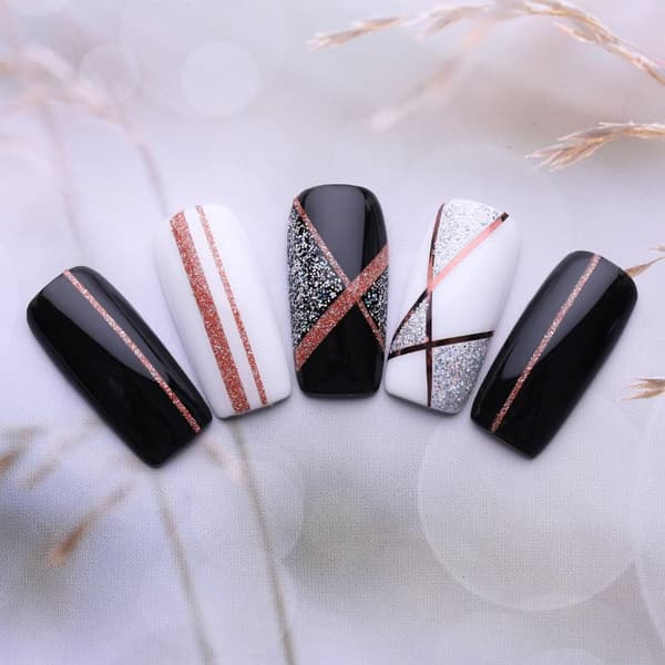 4 ruller negletape - Rosé - Glitterstripetape