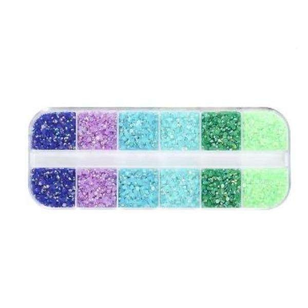 12 erikokoista strassia laatikossa - Kynsikoristeet Multicolor