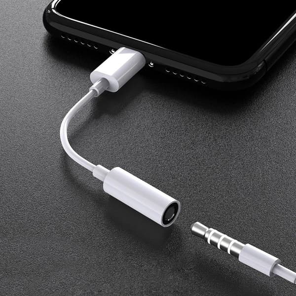 Lightning til 3,5 mm AUX hodetelefonadapter for iPhone/Apple White