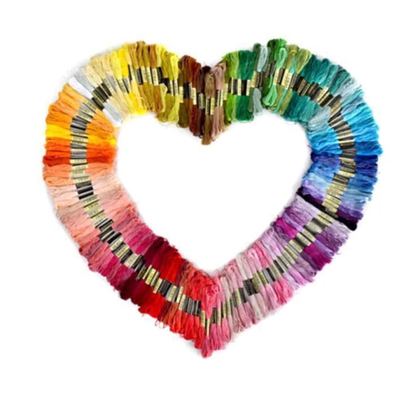 100 Moulinegarn-dukker: Farverig kreativitet og kvalitet Multicolor