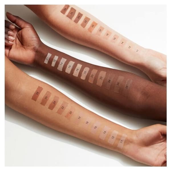 X-Ceptional Wear Foundation Long Lasting Makeup 19 Chestnut 35ml