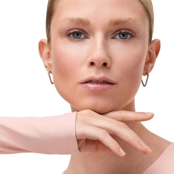 Catrice - Lip Gloss Gloss Besat - 20 Samme Gloss, Anden Dag 20 Samma Glans, Olika Dag