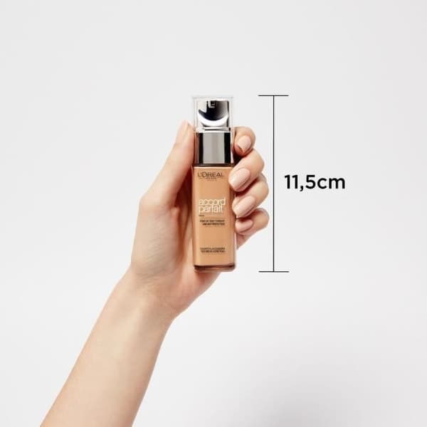 L'OREAL PARIS Accord Perfect Skræddersyet samlende foundation - 5,5 N Soleil - 30 ml