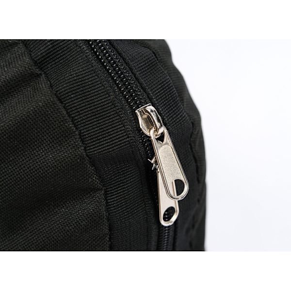 Light & Spacious Golf Bag Black