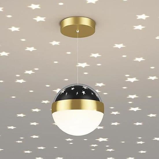 Hengende eventyrstjerne - 12 cm - Metall - LED - Til barnerom