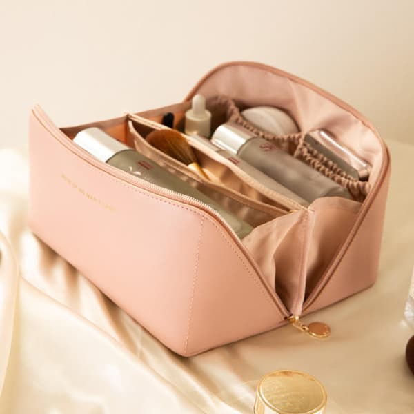 Stor og stilren toilettaske - makeuptaske sort