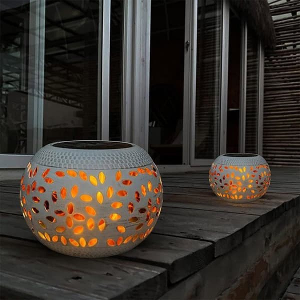 Utomhus solcellsbordslampa - Retro - IP44 vattentät - Metallram - 8h automatisk sensor