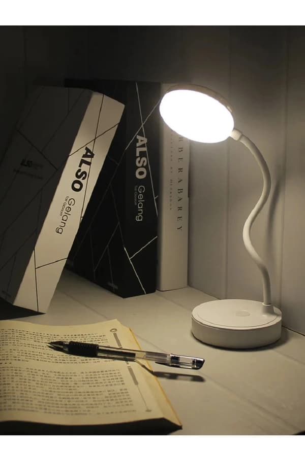 Bærbar LED-skrivebordslampe, øyebeskyttelse, 3 dimmemoduser for soverom, nattbordslampe