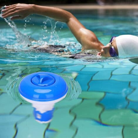 Flydende klordispenser til pools og spabade 017051