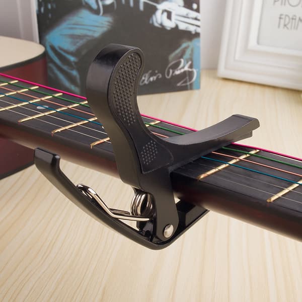 Gitarrcapo for akustiske og klassiske gitarer Svart