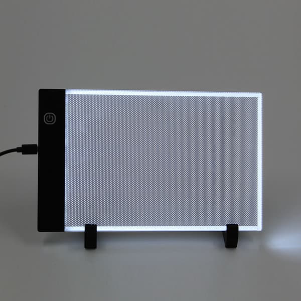 A5 LED-valolevy 3 kirkkaustilalla