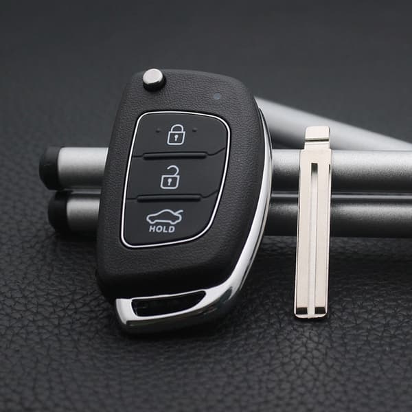 Car Key Shell - 3 Buttons Trunk Middle Groove - Compatible with Hyundai and Kia Models
