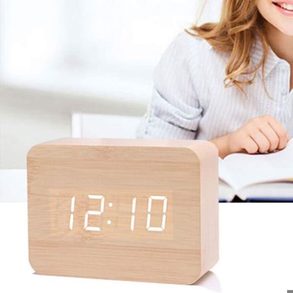 Modern Trä väckarklocka - LED Digital Trä väckarklocka, Skrivbordsklocka med Datum, 12/24 Timmars Tidsvisning - För Hem, Sovrum