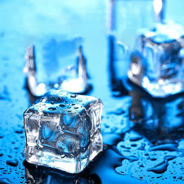 Enhance Your Display with Clear Acrylic Ice Cubes - 50pcs 18mm