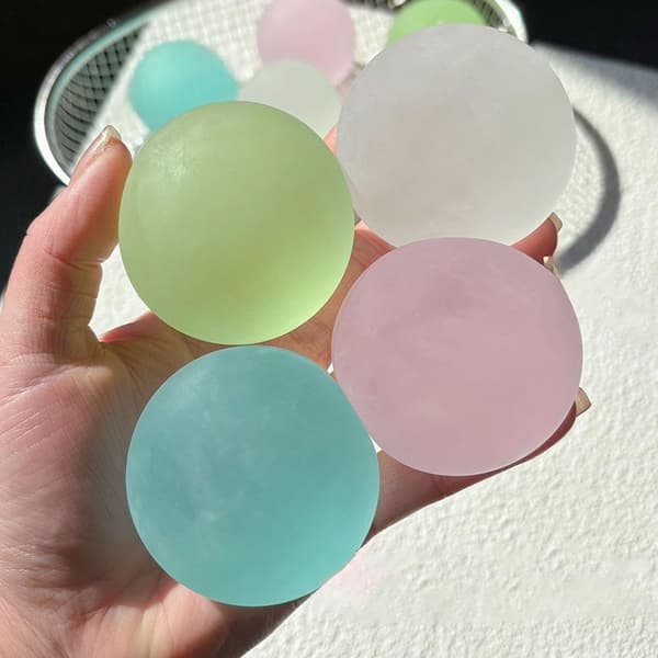 Nya klämleksaker, formbara stressbollar, icke-klibbiga långsamt stigande klämbollar 6 cm Green