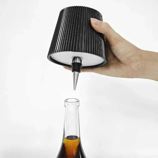 Ladattava pullonvarjostin LED-valolla ja 3 väritilalla