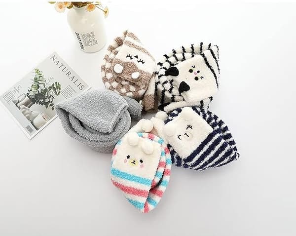 2 par fluffiga strumpor - gula randiga, korallfleece, varma och