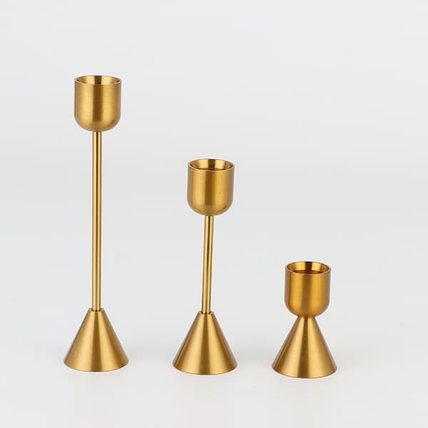 Sett med 3 Messing Lysestaker for Spisse Lys Aluminiums Lysestake