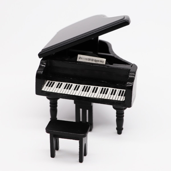 Simuloitu pianomalli, 1:12 mininukkekotihuonekalujen tarvikkeet