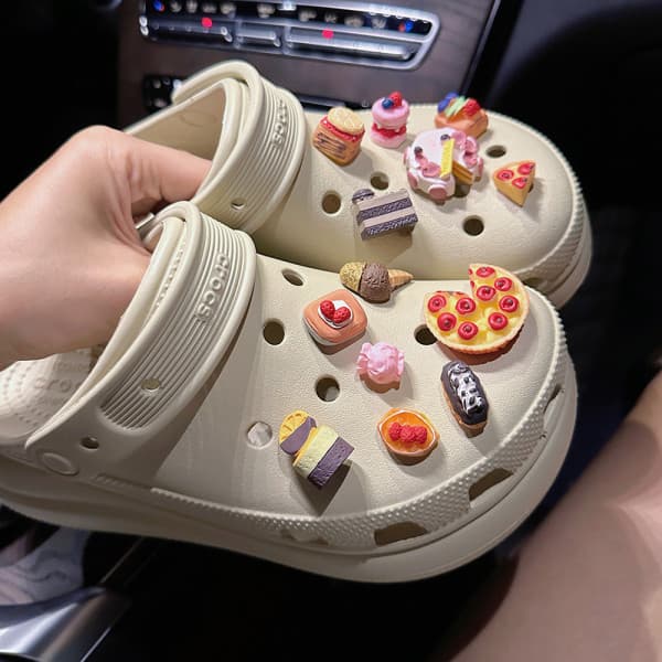 13 stk pizza kake sko tilbehør for Croc Charms for tenåringer