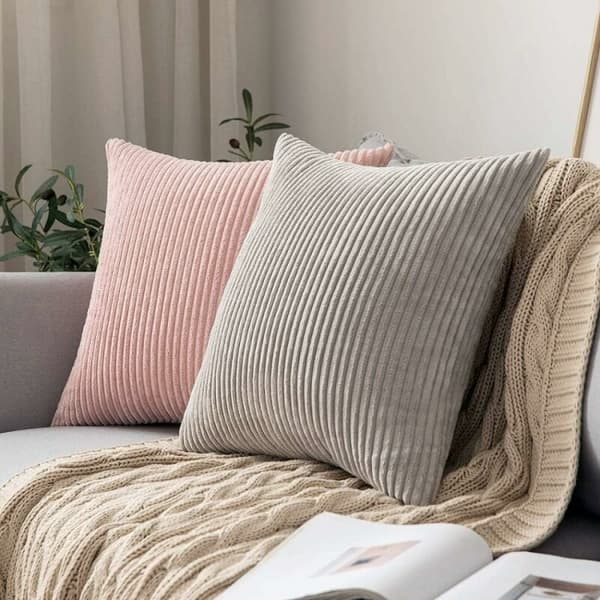 2-pack soffa 45x45cm ljusgrå sammetskuddfodral skandinavisk inredning