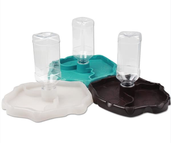 Cafe bærbar vanndispenser med plastskål drikker for repti