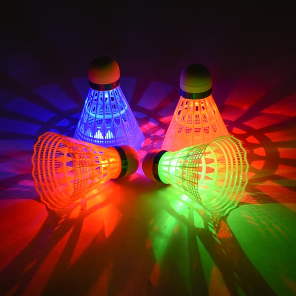 Sulkapallo, 4 LED-sulkapalloa, höyhennailon-sulkapalloa