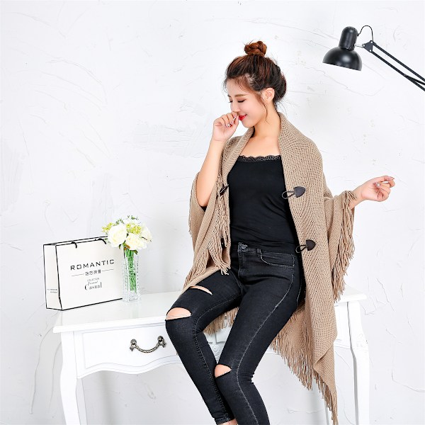 Elegant varm dam poncho sjal (Khaki) öppen fram med fransar