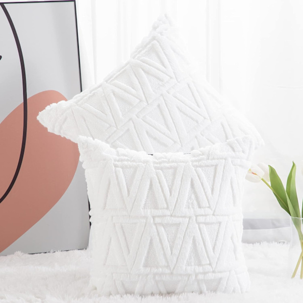 2 kpl pehmeää valkoista 50 x 50 cm lyhyttä villaa samettia koristetyynyä