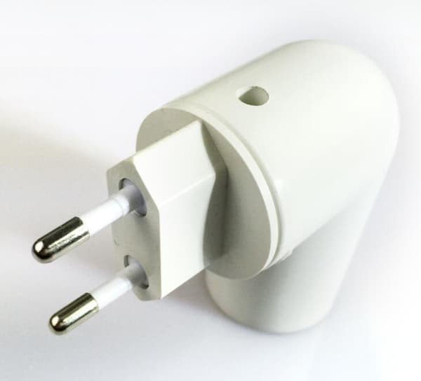 2 stk. E27 fatning med trådløs switch, E27 LED pærebase, plastik