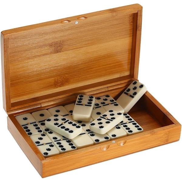 Double Six Dominoes -peli, viihdettä matkalle