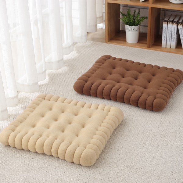 Let kaffefarvet Pretty Rectangle Cushion Mock Cookie Cushion til Havet