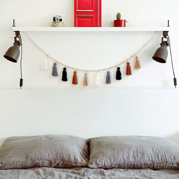 Träfärgad pärlkrans med fransar, Boho fransad väggdekor för säng
