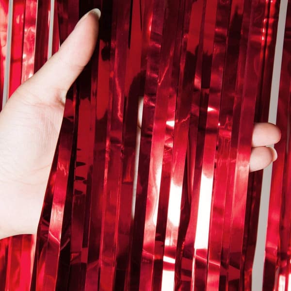 4 kappaletta metallihapsureunaa 1 x 2 m, taustakangas kimallusverho