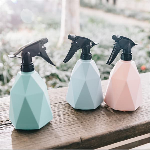 2 st 600 ml multifunktionssprayflaska plastburkar plastspray