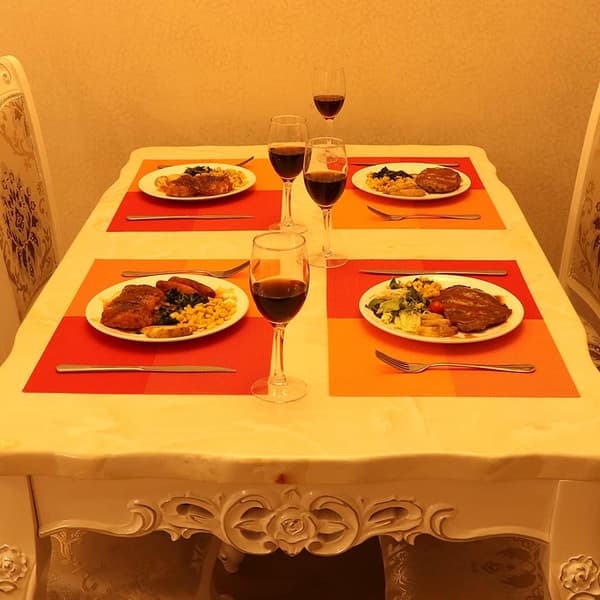 Set med 8 vinylunderlägg 45 cm * 30 cm, röda slitstarka värmebeständiga