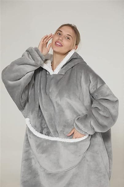 Blød hættetrøje tæppe -Lysegrå 90x75cm Pullover Varm hættetrøje Oversized Stor Lomme TV Tæppe Flannel