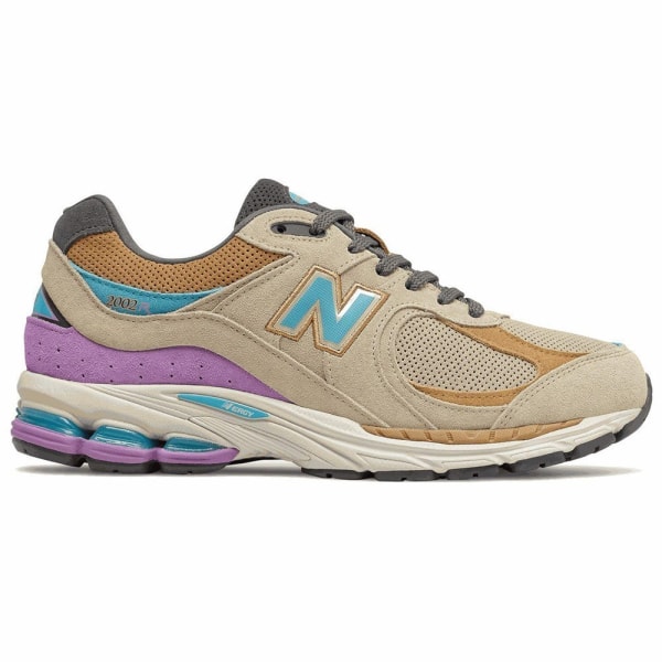 New balance hotsell beige lila