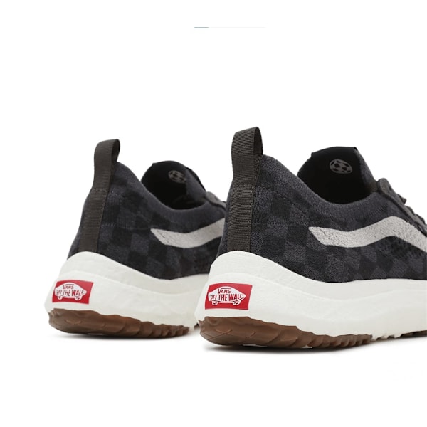 Puolikengät Vans UA Ultrarange VR3 Mustat 40.5