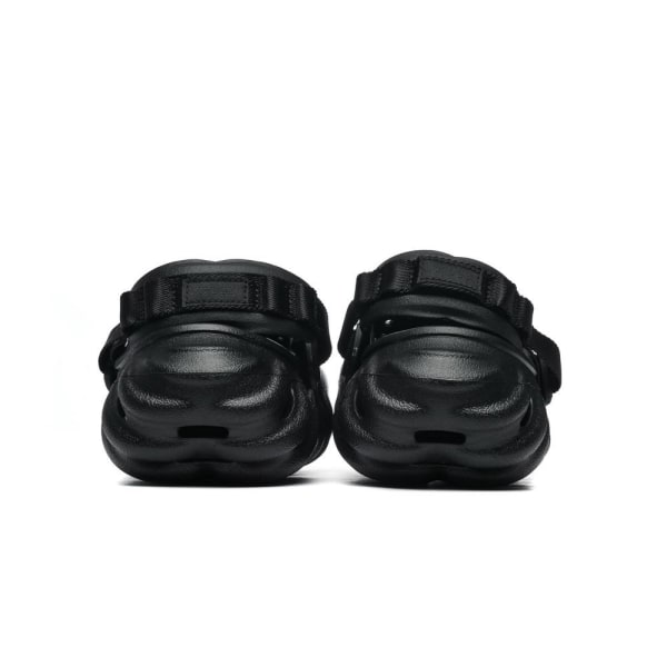 Träskor Crocs Echo Clog Svarta 42