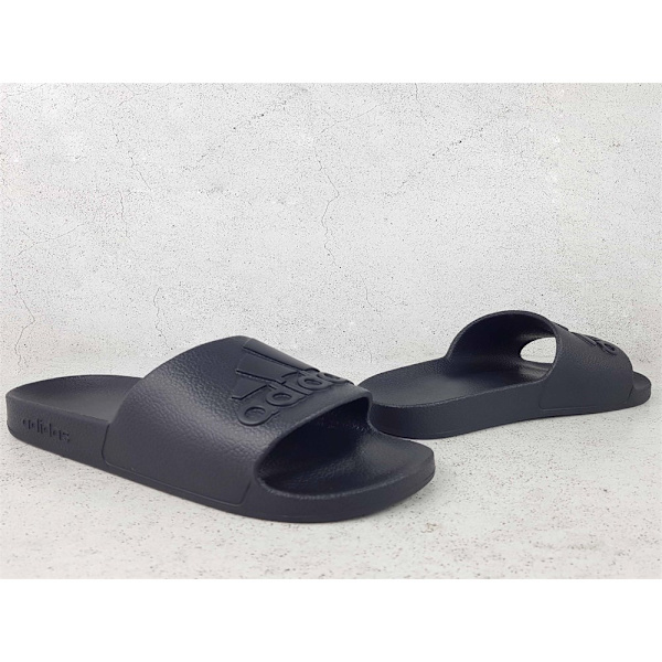 Tofflor Adidas Adilette Aqua Svarta 39 1/3