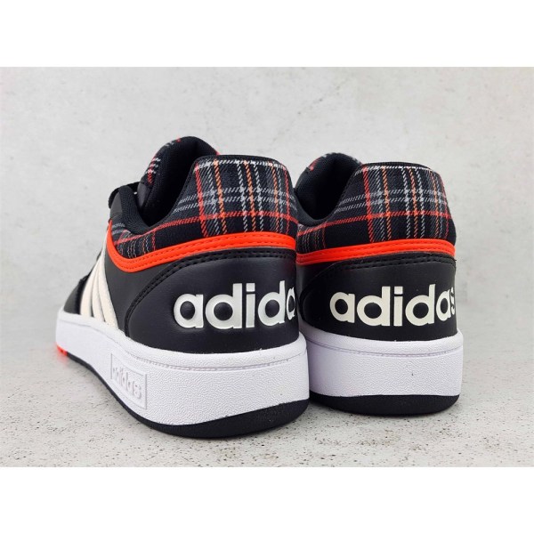 Puolikengät Adidas Hoops 30 Mustat 46